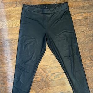 New Look faux leather wet look leggings in black